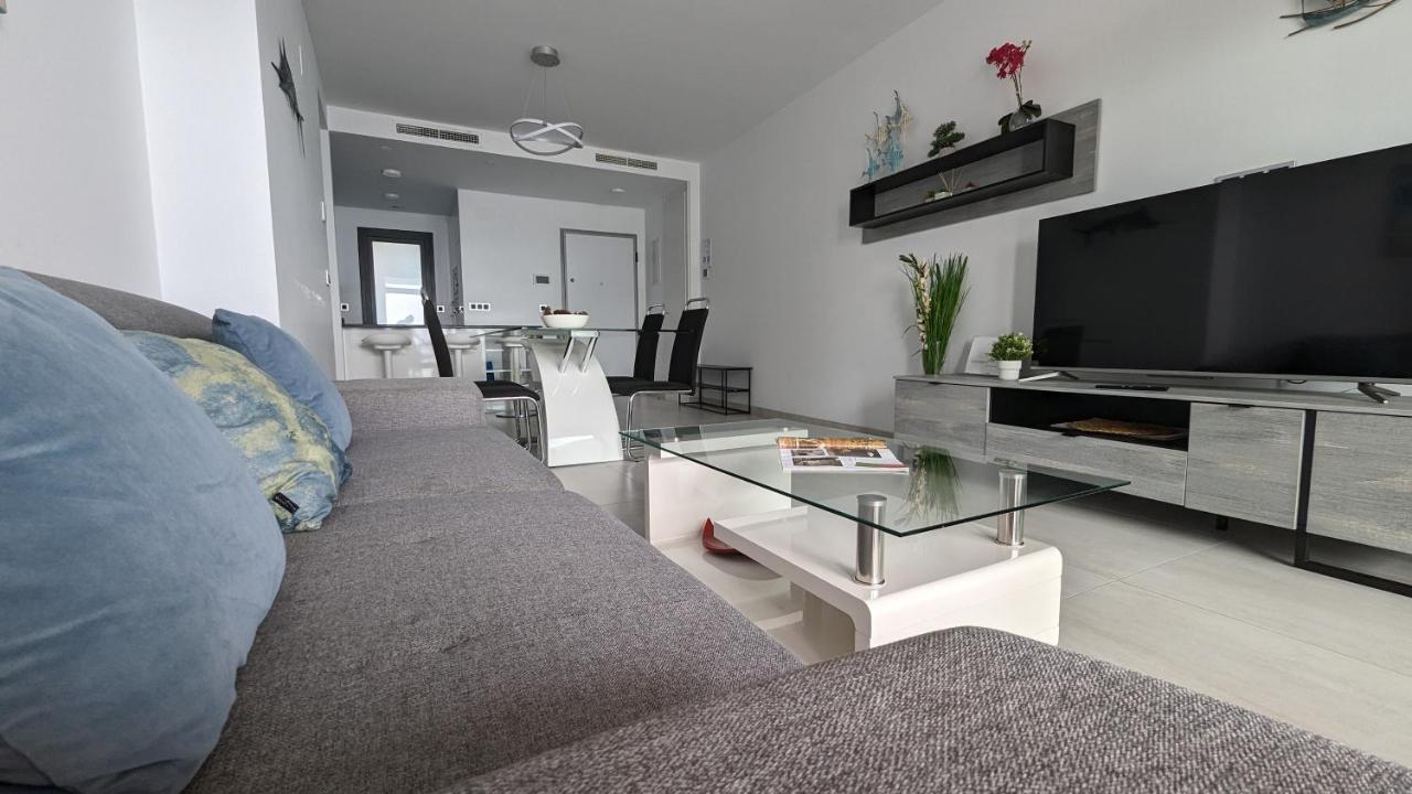Sunset Waves Sea View Apartments เบนิดอร์ม ภายนอก รูปภาพ