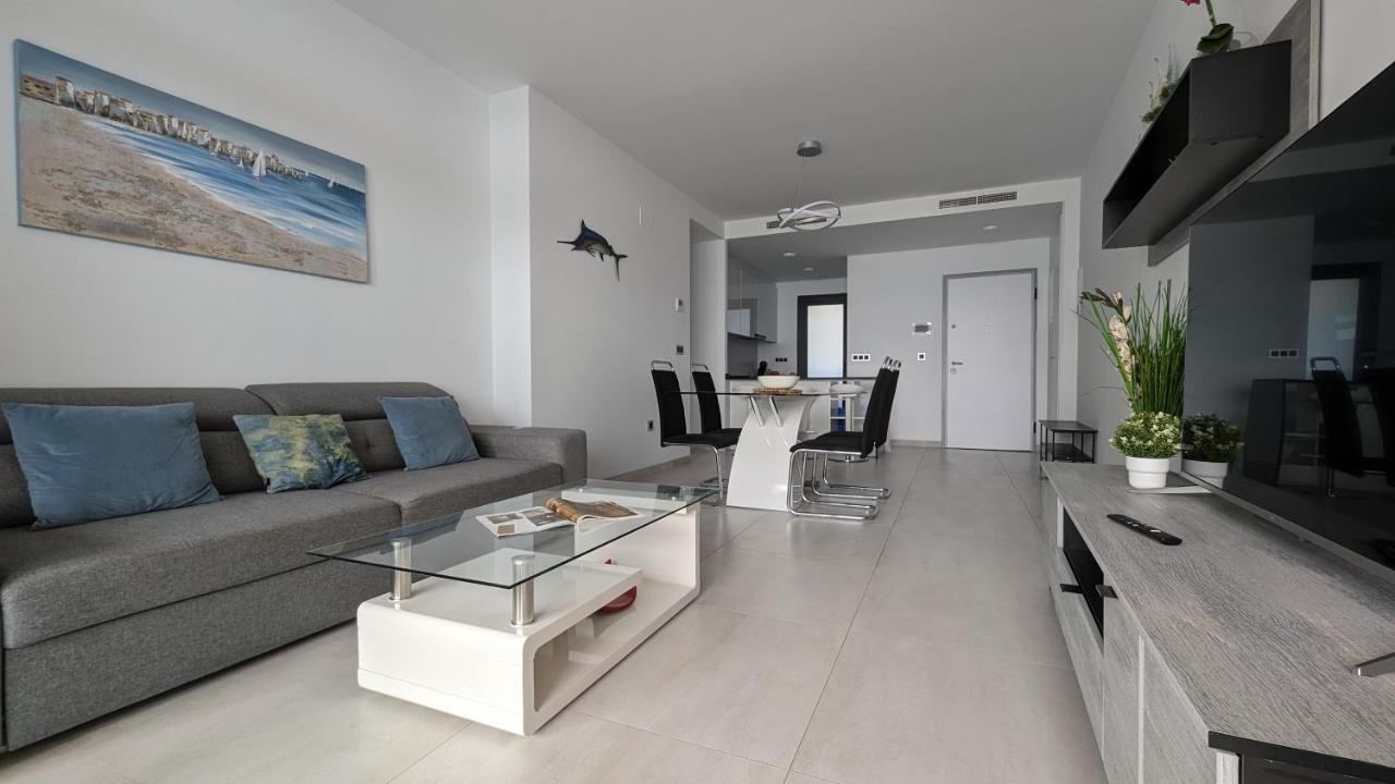 Sunset Waves Sea View Apartments เบนิดอร์ม ภายนอก รูปภาพ